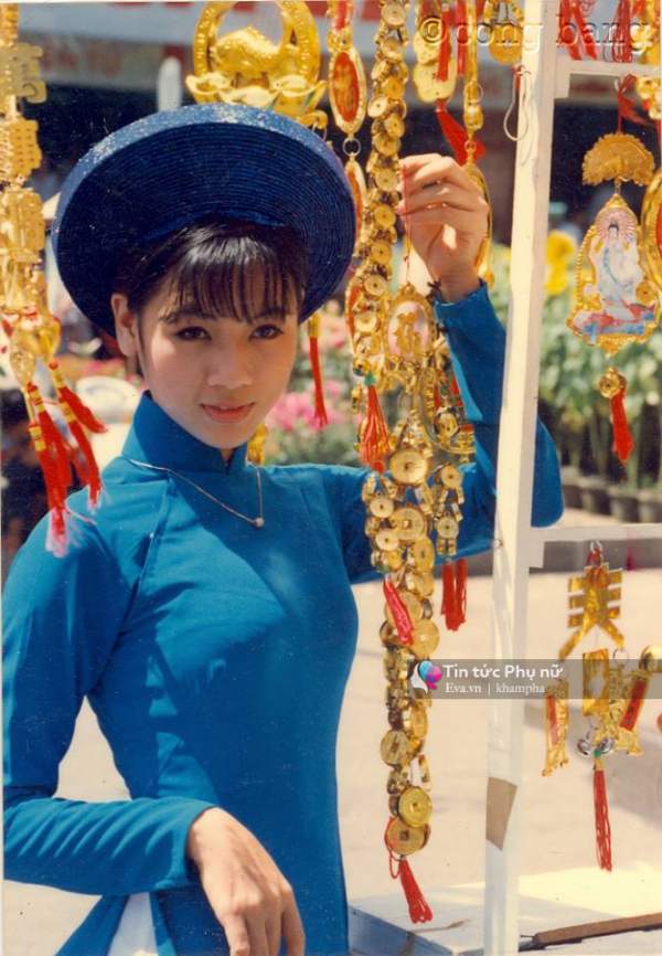 Ảnh hiếm: Thiếu nữ Sài Gòn áo dài e ấp trên đường Nguyễn Huệ 20 năm trước 9
