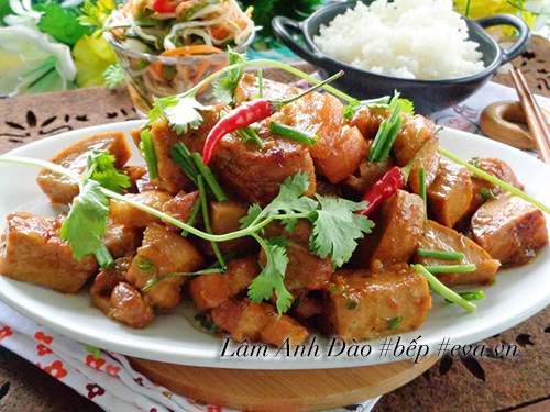 Tận dụng chả thừa sau Tết, làm món chả kho thịt 36