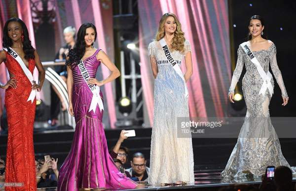 Váy dạ hội đẹp xuất sắc, tin vui lại đến với Lệ Hằng tại Miss Universe 2016 18