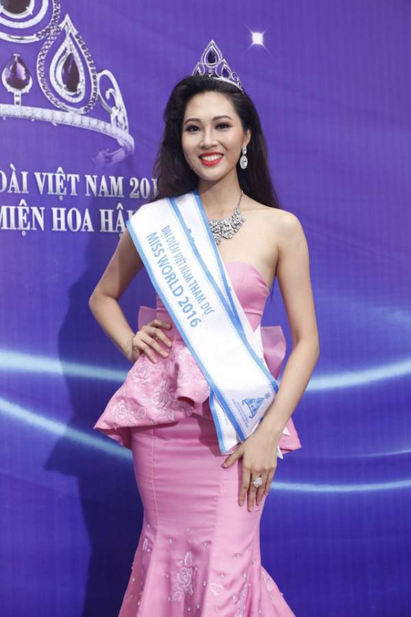 Việt Nam rớt hạng trên bảng xếp hạng nhan sắc 18