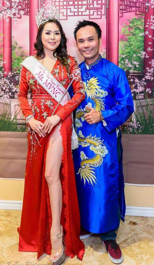 Hoa hậu Jasmine Le mặc đầm dạ hội lộng lẫy ăn mừng đăng quang 3
