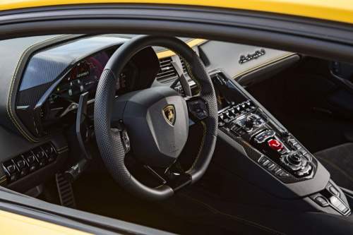 Lamborghini lần đầu ‘nhá hàng’ Aventador S 5