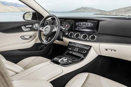 Mercedes E250 2017 giá 2,5 tỷ đồng sắp ra mắt Việt Nam 2
