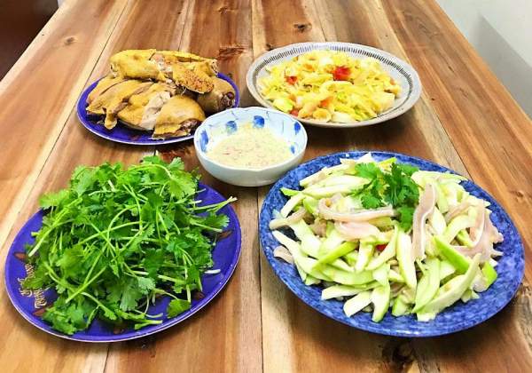 Ghen tị với những mâm cơm hấp dẫn của mẹ Việt xinh đẹp nấu tặng chồng con 57