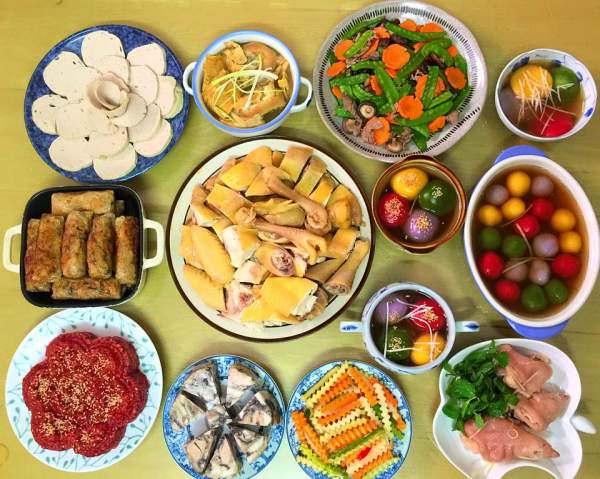 Ghen tị với những mâm cơm hấp dẫn của mẹ Việt xinh đẹp nấu tặng chồng con 33