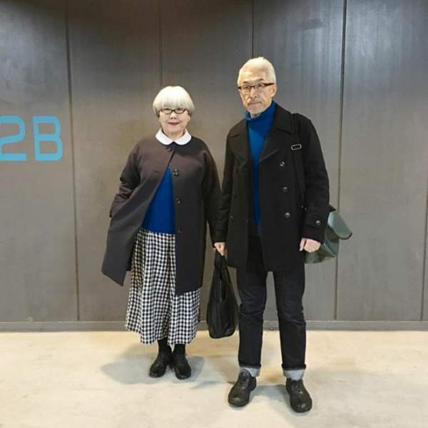 Phục sát đất với cặp vợ chồng già ngày nào cũng mặc đồ đôi suốt 37 năm 39