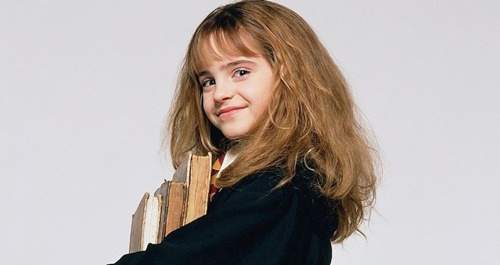 Emma Watson: Từ cô phù thuỷ dũng cảm trong Harry Potter đến giai nhân của Quái vật 6