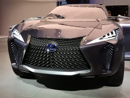 Lexus UX sắp thành hiện thực, dựa trên Toyota C-HR 5