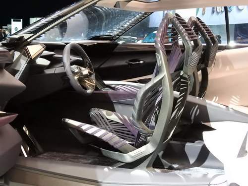 Lexus UX sắp thành hiện thực, dựa trên Toyota C-HR 4