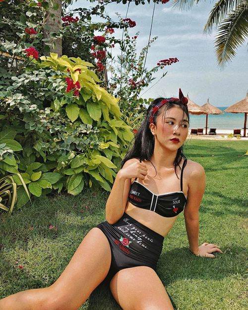 Chân dài Diệp Lâm Anh dẫn đầu top sexy với bikini đỏ rực 11