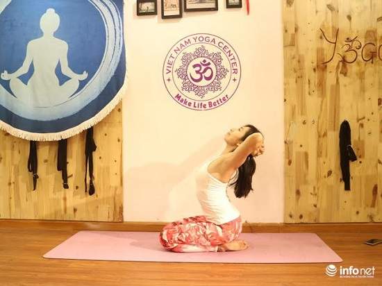 9 bài tập Yoga giúp giảm đau vai gáy cho dân văn phòng 3