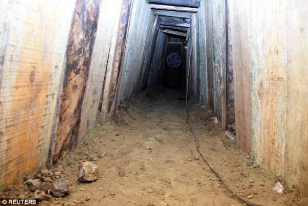Mexico: 29 tù nhân khoét hầm 40m vượt ngục không tưởng 2