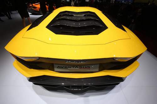 Ngắm Lamborghini Aventador S 25 tỷ đồng "bằng xương bằng thịt" 5
