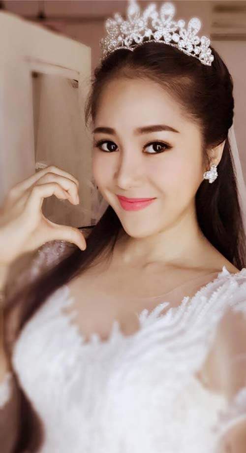Sao Việt 24h qua: Lê Phương mặc váy cưới khiến fan "phát sốt" 3