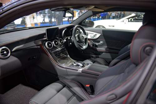 Mercedes-AMG C43 Coupe: "Quỷ nhỏ" tốc độ giá 3,4 tỷ đồng 3