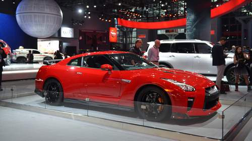 Nissan GT-R thêm bản Track Edition, giá 3 tỷ đồng 2