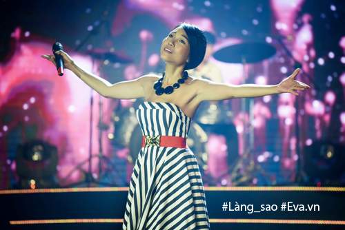 Đoan Trang khoe vẻ đẹp quyến rũ trên sân khấu với những giai điệu tình yêu 9