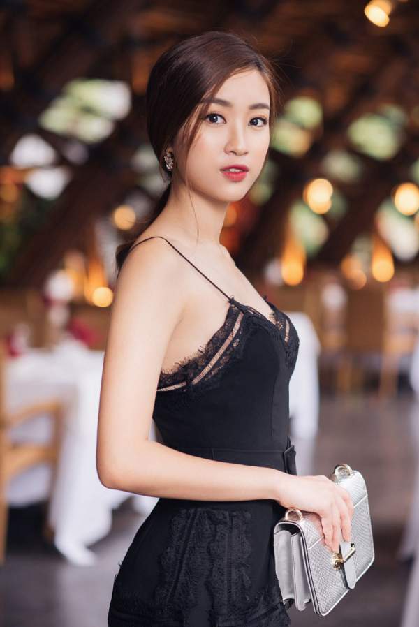 Hoa hậu Mỹ Linh tái xuất đẹp không tì vết khiến ai cũng ngỡ ngàng 9