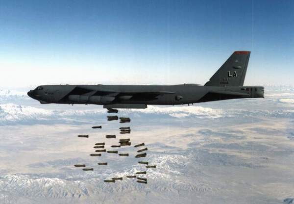 Mỹ biến “pháo đài bay” B-52 thành siêu máy bay tối tân 2