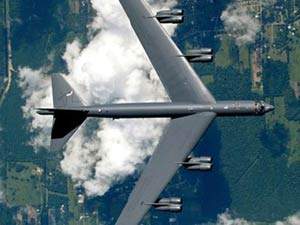 Mỹ biến “pháo đài bay” B-52 thành siêu máy bay tối tân 4