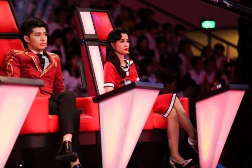 The Voice 2017: Thu Minh, Tóc Tiên, Noo tranh cãi gay gắt vì "giọng ca phi giới tính" 27