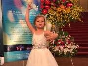 Chạy show một tối 2 sự kiện, Jolie Nguyễn vẫn tươi trẻ, quyến rũ 27