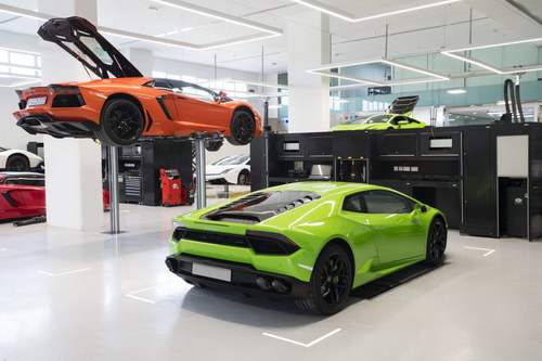 Xem đại lý Lamborghini lớn nhất thế giới đặt tại Dubai 8