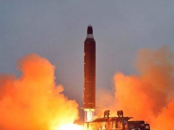 Ứng viên Tổng thống HQ: Triều Tiên thử tên lửa "vô ích" 2