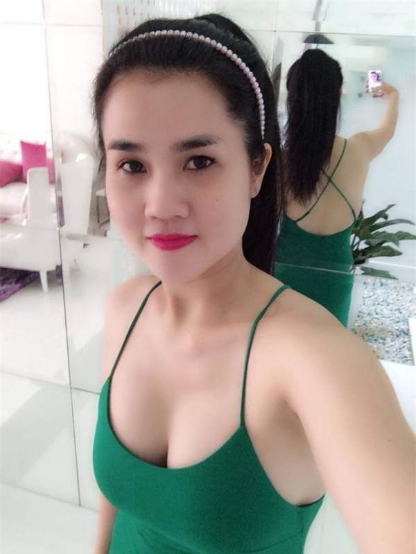 3 cô chị nóng bỏng "vượt mặt" em gái nổi tiếng của sao Việt 21