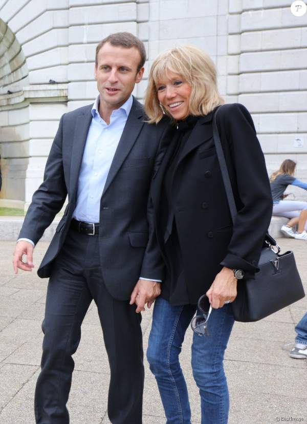 Giàu có là thế, vợ Tổng thống Pháp vẫn chỉ dùng một mẫu túi xách suốt bao năm qua 9