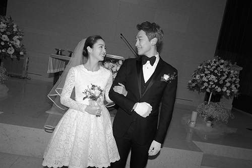 Vì quá đẹp, nhiều mỹ nhân Hàn bị cô dâu "dè chừng" khi mời tới đám cưới 12