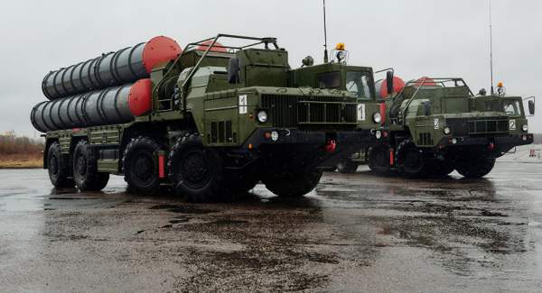 Nga báo động trung đoàn tên lửa S-400 bảo vệ Moscow 3