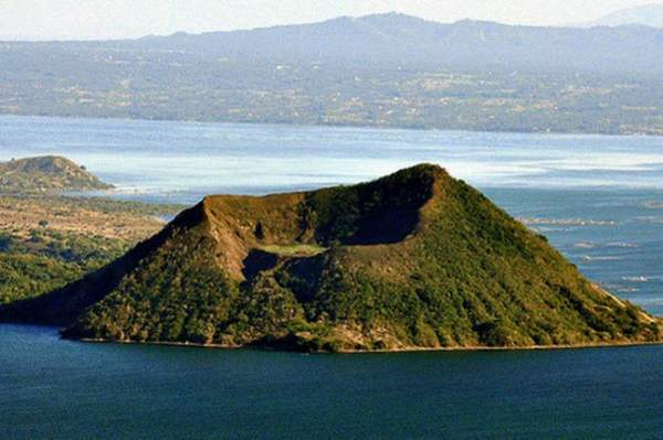 Khám phá 10 núi lửa hoạt động mạnh và nguy hiểm nhất thế giới 10
