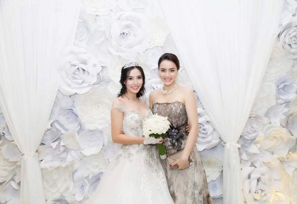 Các cô dâu phải "dè chừng" khi mời Trang Nhung dự tiệc cưới 11
