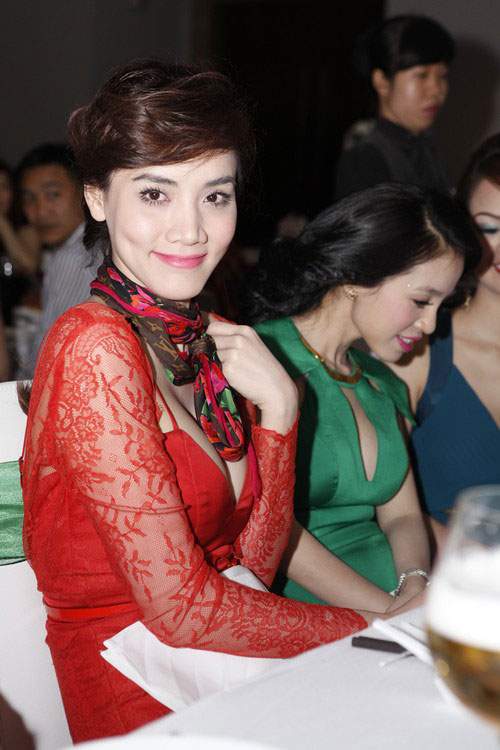 Các cô dâu phải "dè chừng" khi mời Trang Nhung dự tiệc cưới 3