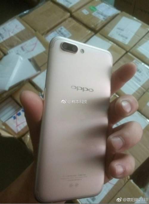 "Chuyên gia selfie" Oppo R11 đẹp không kém iPhone 7 Plus 2