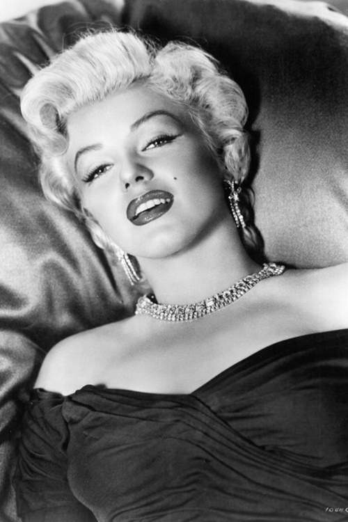 Hé lộ cách Marilyn Monroe gìn gữ nhan sắc huyền thoại 4