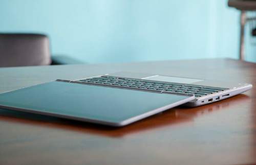 Lenovo Flex 11 Chromebook: Laptop chống va đập cực tốt, giá “ngon” 6