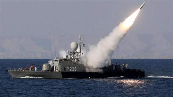 Khủng hoảng vùng Vịnh: Iran chĩa laser vào trực thăng Mỹ