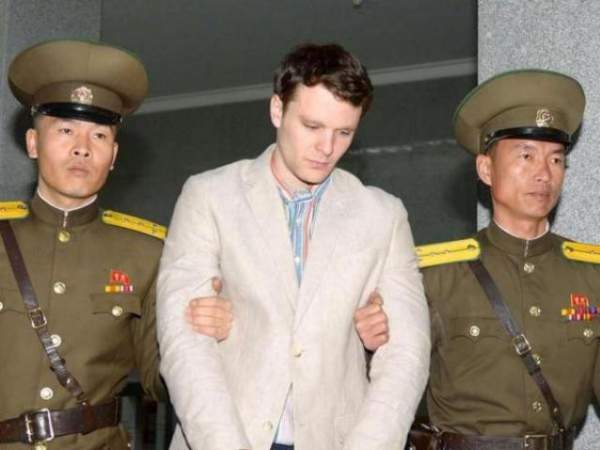 Sinh viên Mỹ được Triều Tiên thả bị "mất nhiều mô não" 5