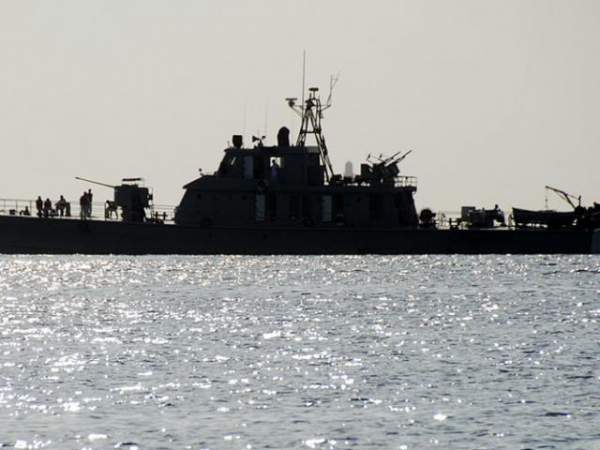 TQ và Iran tập trận chung giữa căng thẳng vùng Vịnh 2