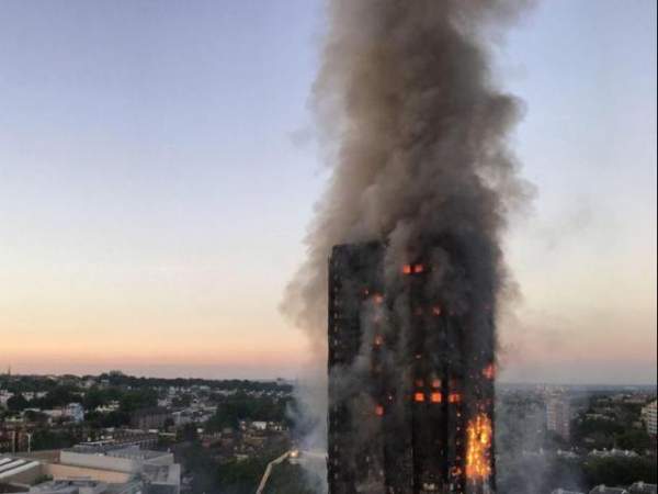 NÓNG nhất tuần: Điều kì lạ trong vụ cháy chung cư London
