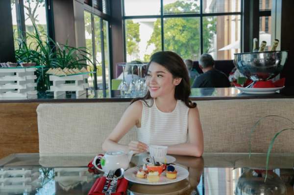Theo chân Á hậu Thùy Dung trải nghiệm mùa hè tại Sunrise Premium Resort & Spa Hội An. 6