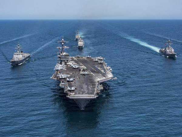 Ảnh ấn tượng của đội tàu sân bay Mỹ gần Triều Tiên 14