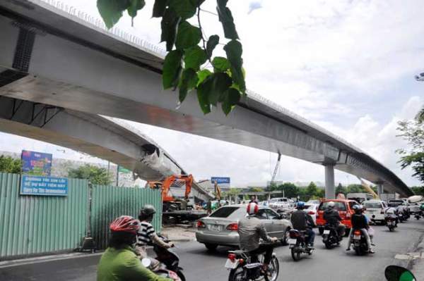 Cận cảnh cầu bạc tỷ “giải cứu” kẹt xe ở Tân Sơn Nhất trước giờ G 4