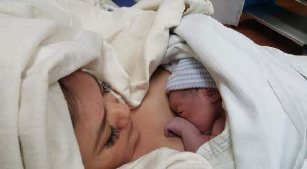 "Bé" Xuân Mai đã sinh con trai thứ hai ở Mỹ