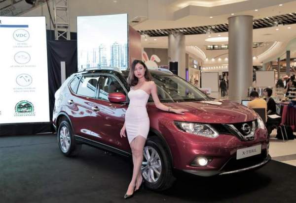 Nissan Việt Nam giới thiệu Navara và X-Trail phiên bản đặc biệt 2