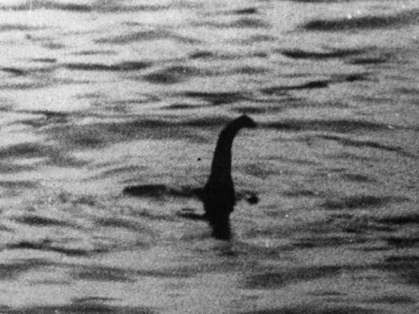 Phát hiện “quái vật hồ Loch Ness” di chuyển nhanh, xuôi dòng nước? 3