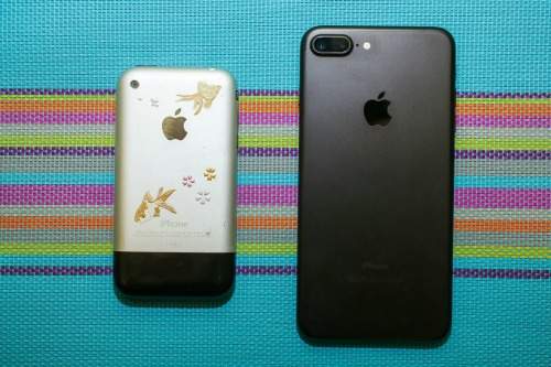 Từ iPhone đầu tiên đến iPhone 7 Plus: Apple đã lột xác thế nào? 9