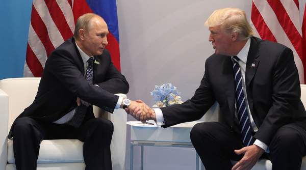 Trump chia sẻ suy nghĩ về Putin sau lần đầu gặp mặt
